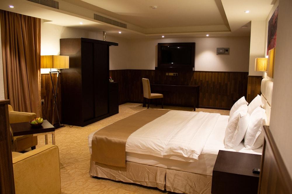 The Secure Inn Hotel Muscat Exterior photo