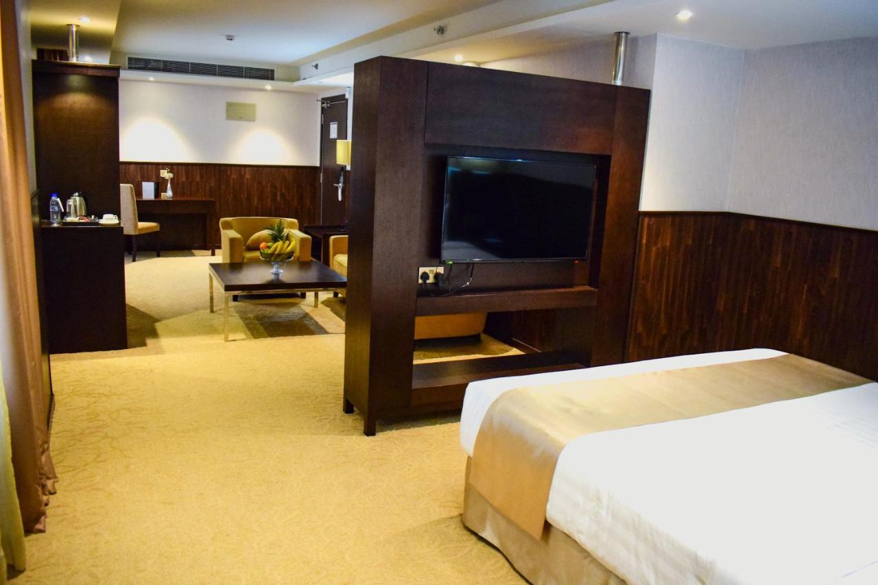 The Secure Inn Hotel Muscat Exterior photo